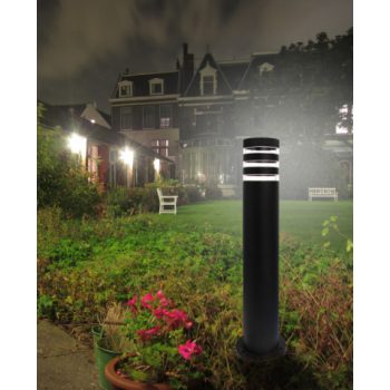 Állólámpa cserélhető fényforrással